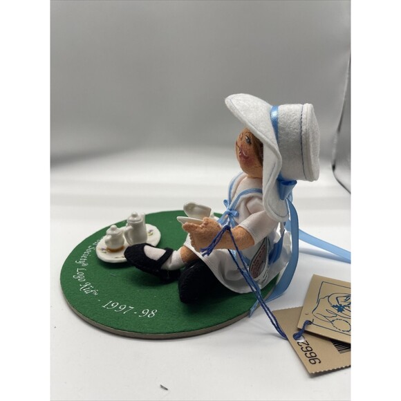 Annalee Doll Society 7” Tea Time Logo Kid 1997-1998 Doll Membership Pin New - Picture 5 of 12